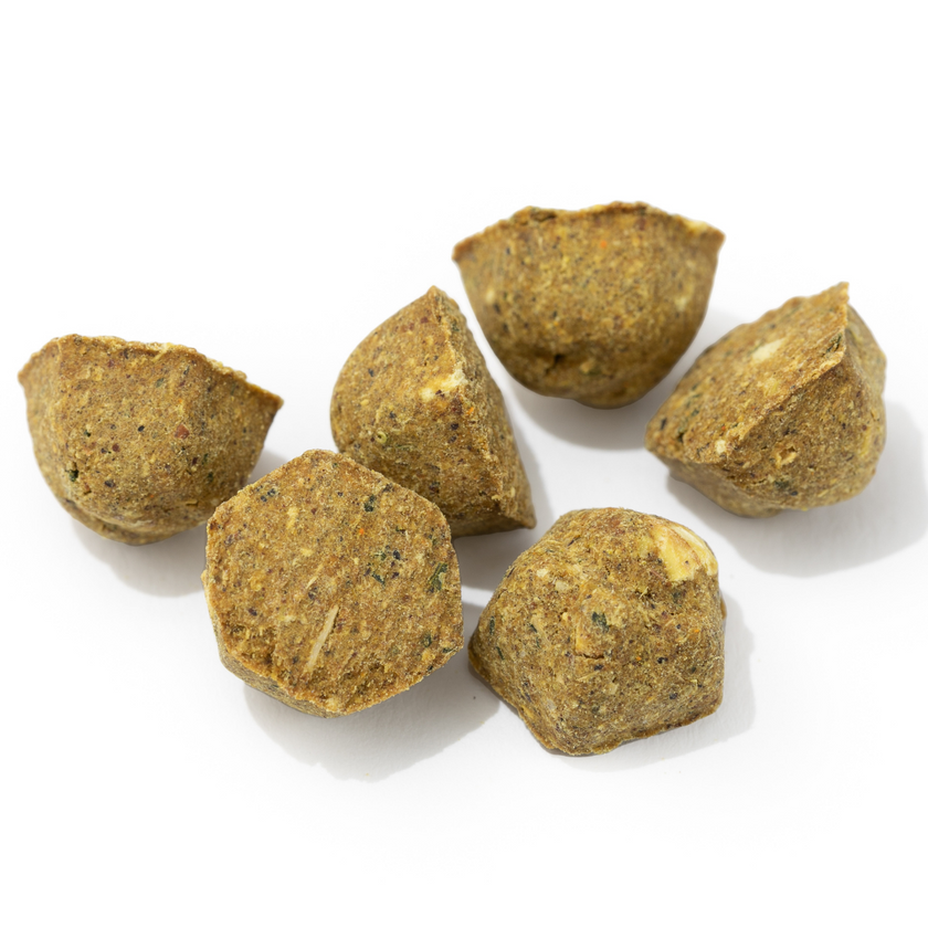 Load image into Gallery viewer, Petaluma baked dog food pieces

